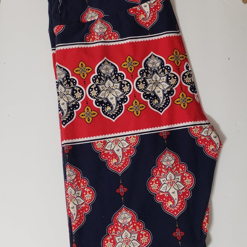 LuLaRoe Tall & Curvy Leggings Navy, Red White New
